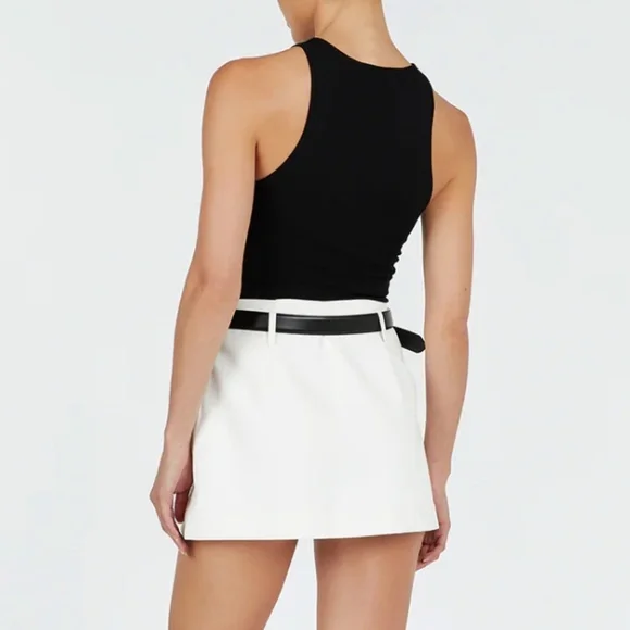 DISSH White Skort (EUC) US12